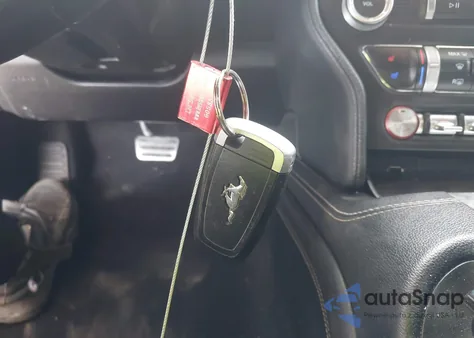 2020 Ford Mustang Gt Premium Fastback z USA, uszkodzony, nr VIN 1FA6P8CF9L5169080